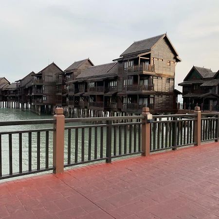 Langkawi Lagoon Resort Water Chalet Пантай-Сенанг Экстерьер фото